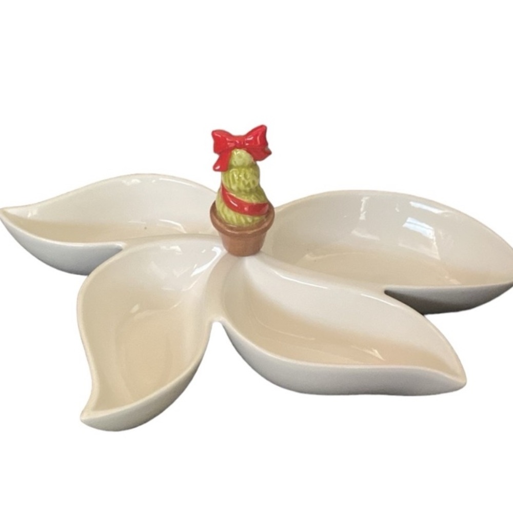 Brandani White Ceramic Leaf-Shaped Serving Dish